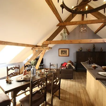 D'apothecarius Entre Namur Et Dinant Fosses-La-Ville